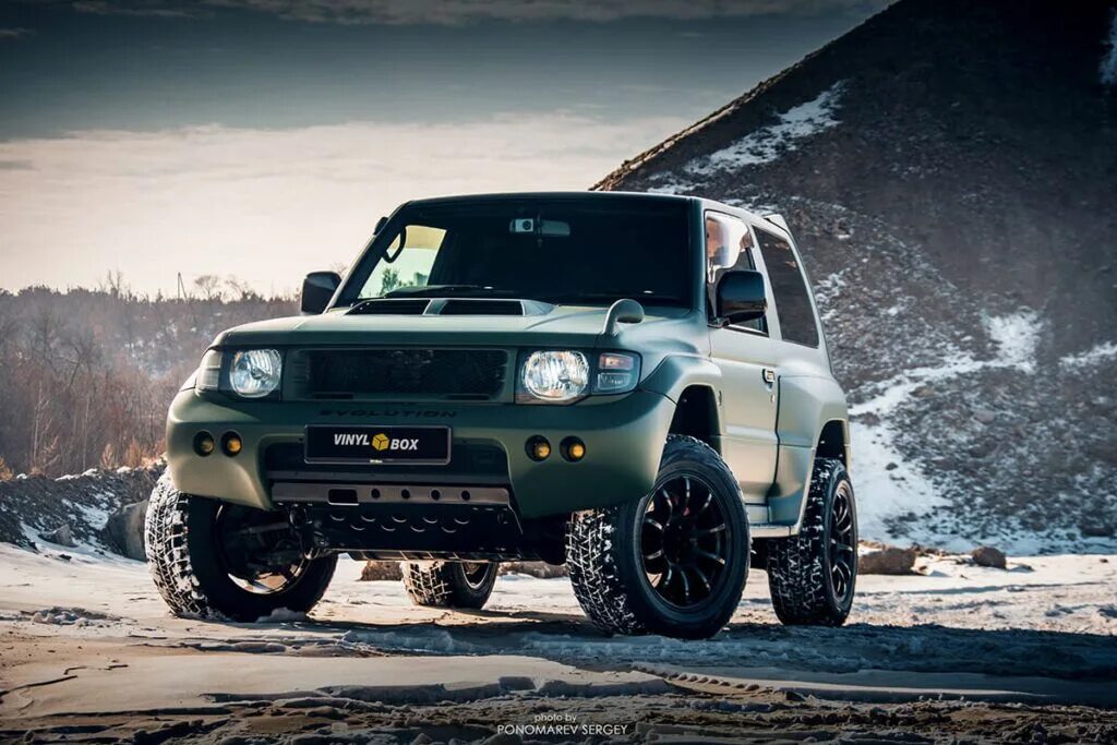 MMC Pajero Evolution. Паджеро Эво раллиарт. Паджеро Эволюшн JDM. Pajero EVO te37. Паджеро эво