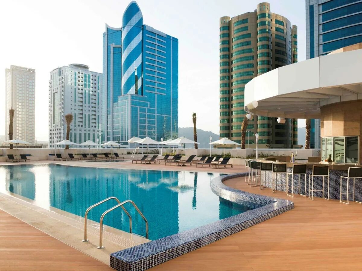Ибис фуджейра 3 эмираты отзывы. Оаэ,фуджейра,novotel fujairah hotel. ibis fujairah 3 оаэ. novotel fujairah 4 оаэ. ibis fujairah фуджейра.
