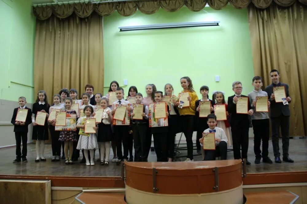 новомосковское музыкальное училище. музыкальная школа новомосковск. музыкальная школа новомосковск. музыкальный колледж новомосковск. детская музыкальная школа 1 новомосковск.