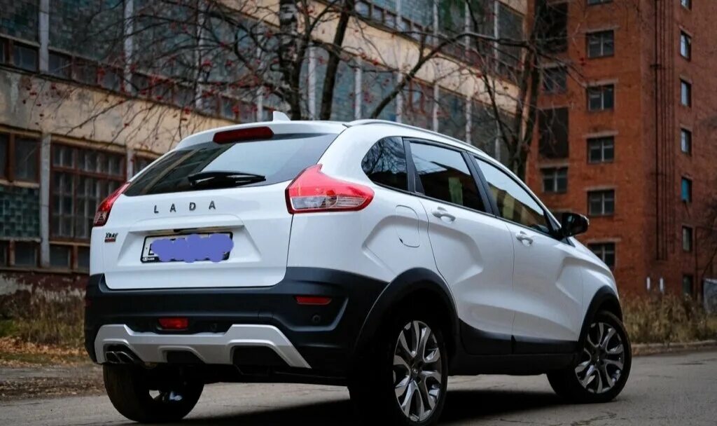 Лада х рей кросс тюнинг Иксрей по цене Прадика": Экстремальный тюнинг LADA XRAY раскритиковали в сети