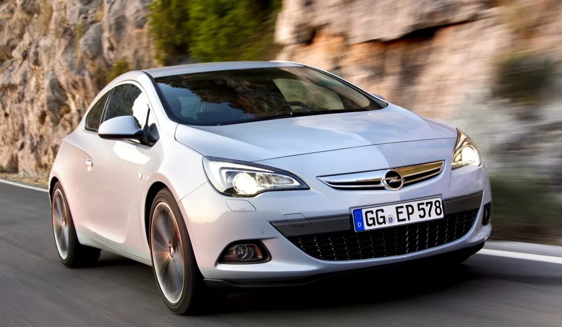 Opel p j. Opel Astra j GTC. Opel Astra GTC 2011. Opel Astra GTC 1.6. Опель Astra j GTC.