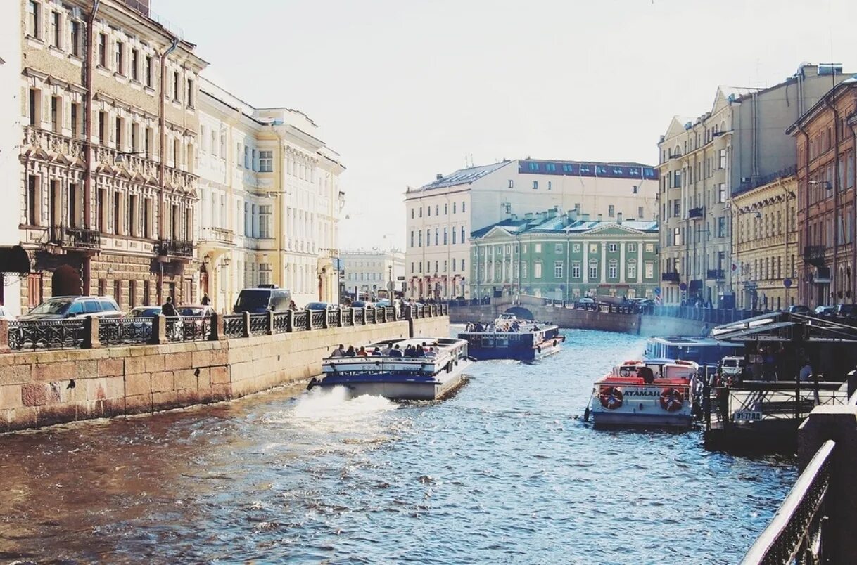 Питер станет платным для туристов. Санкт-Петербург летом. Санкт-Петербург зимой. Петербург Фонтанка.