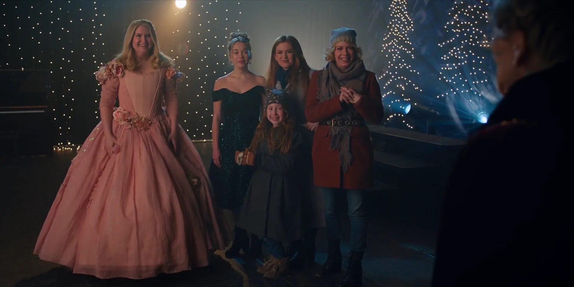 Фея крестная 2020 фильм айла фишер. Фея крестная 2020 фильм айла фишер. Фильмы 2020 фея америка. Фея крестная 2020 фильм айла фишер. Фильм фея крестная 2020.