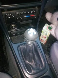 Снимаем ручку кпп ниссан альмера