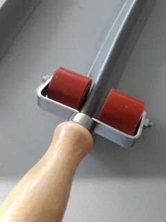 Валик прикаточный пвх плитки