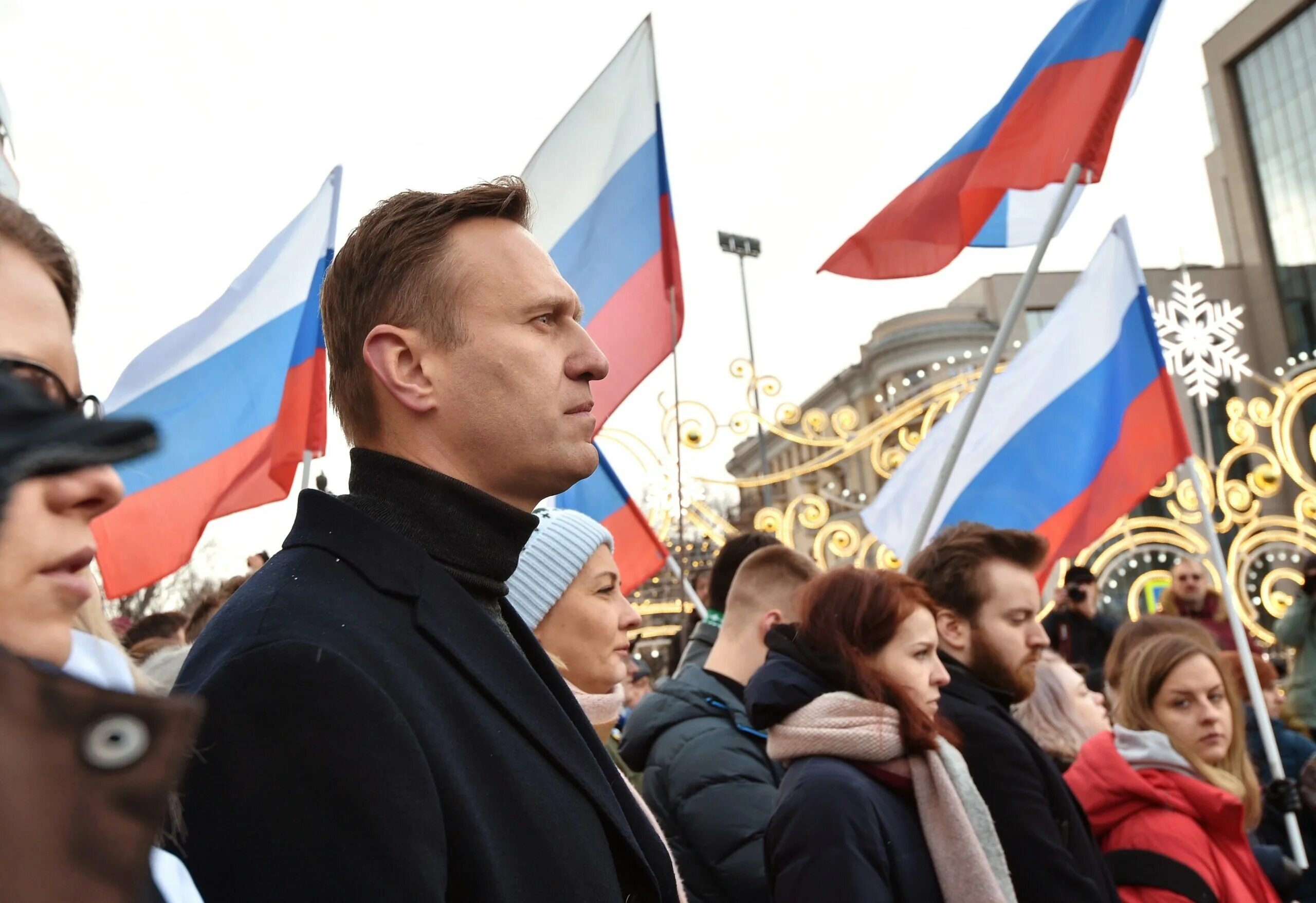 Новые правила политики. Навальный. Навальный на марше памяти Бориса Немцова. Франция Навальный.