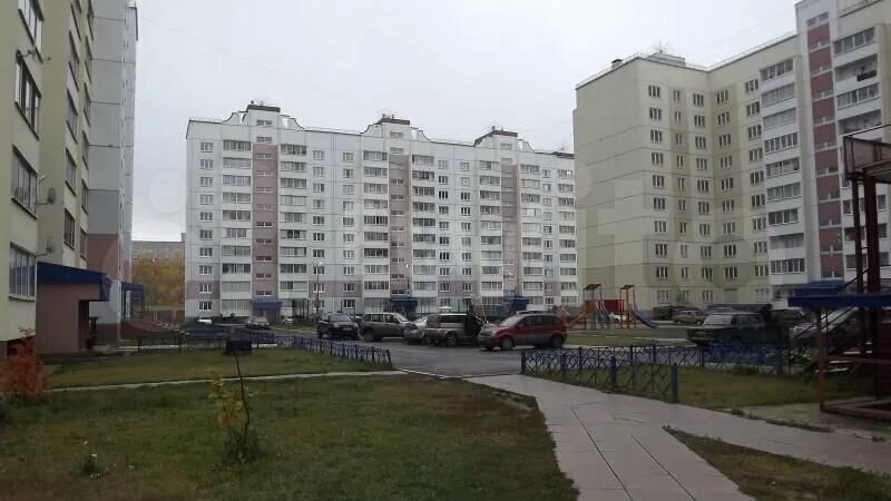 Тобольск 4 микрорайон дом 4. Тобольск 4 микрорайон дом 2. 4 мкр тобольск. 4 мкр 36 дом тобольск. тобольск 4 мкр дом 37/2.