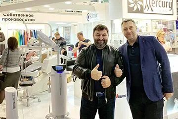 Новгодент ставрополь. Лорик степанян новгодент скончался. новгодент. директор компании новгодент.