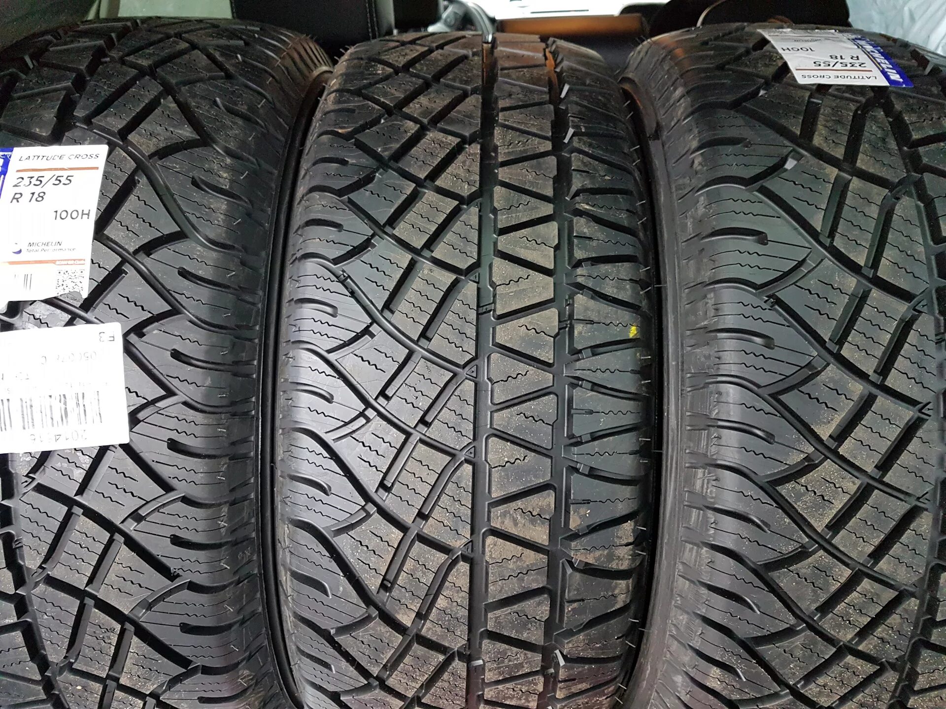 Michelin latitude r17. 215/65 R16 Michelin Latitude Cross XL. Michelin Latitude Cross 235/65 r17. Michelin Latitude Cross 225/65 r17 102h. Michelin Latitude Cross r17.