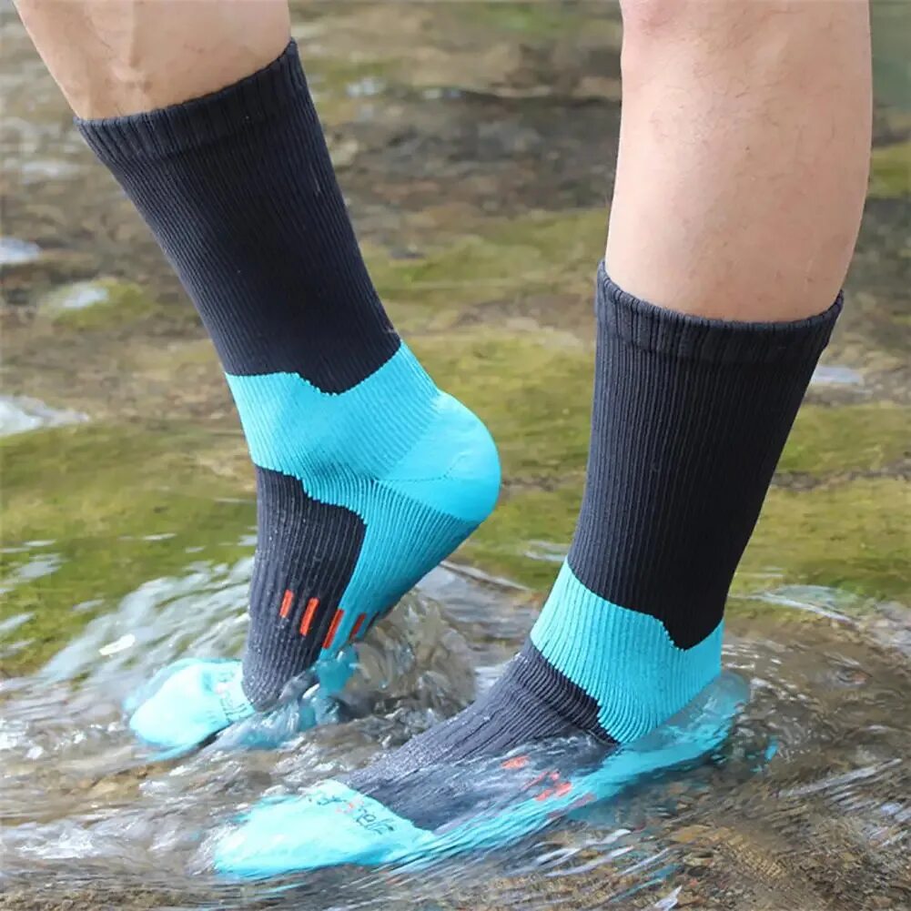Непромокаемые носки. Водонепроницаемые носки. Водоотталкивающие носки. Прорезиненные носки.