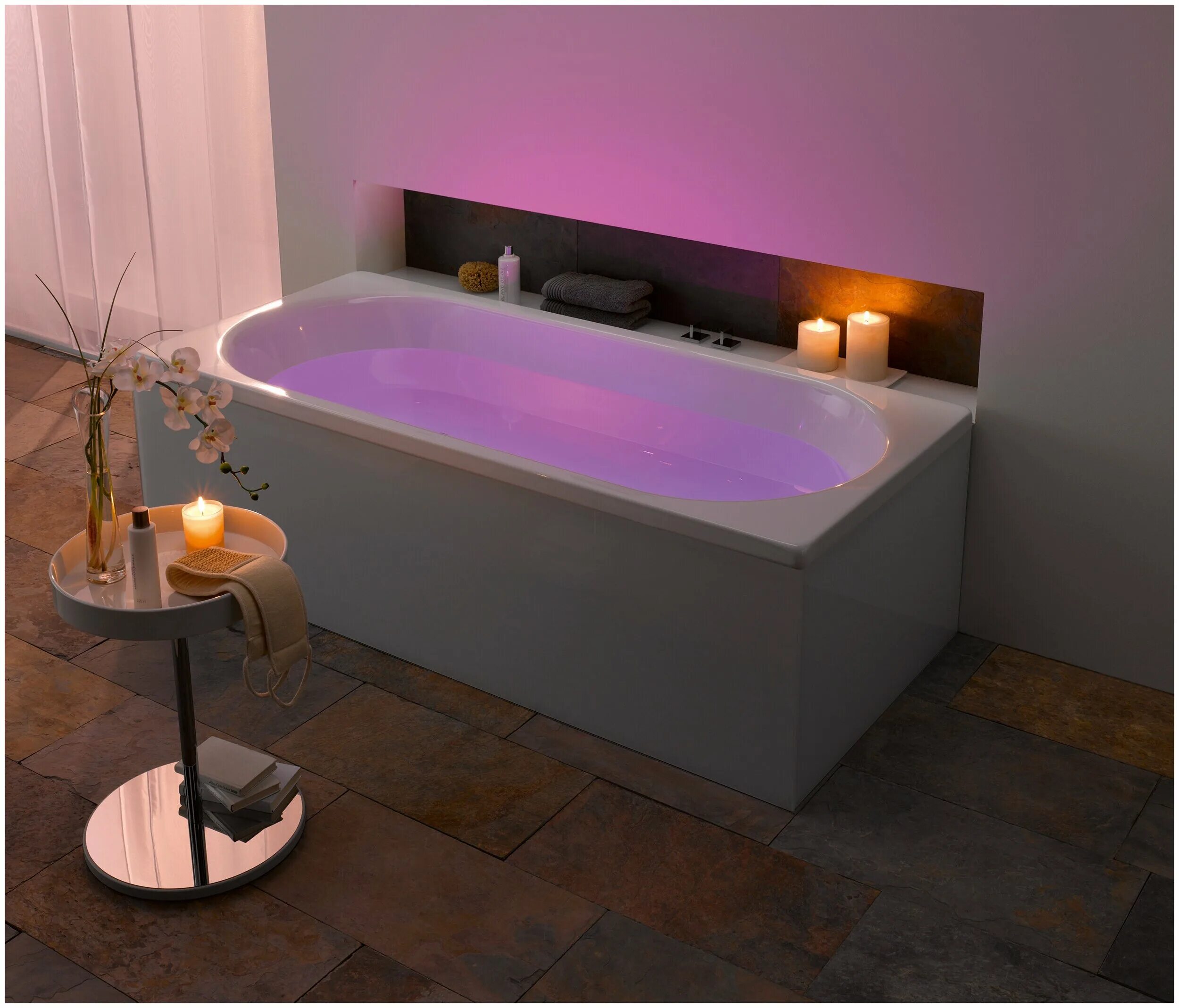 Где делают ванные. Большая ванна с подсветкой. Интерьер в ванную комнату. Ванная. Ванна roca.