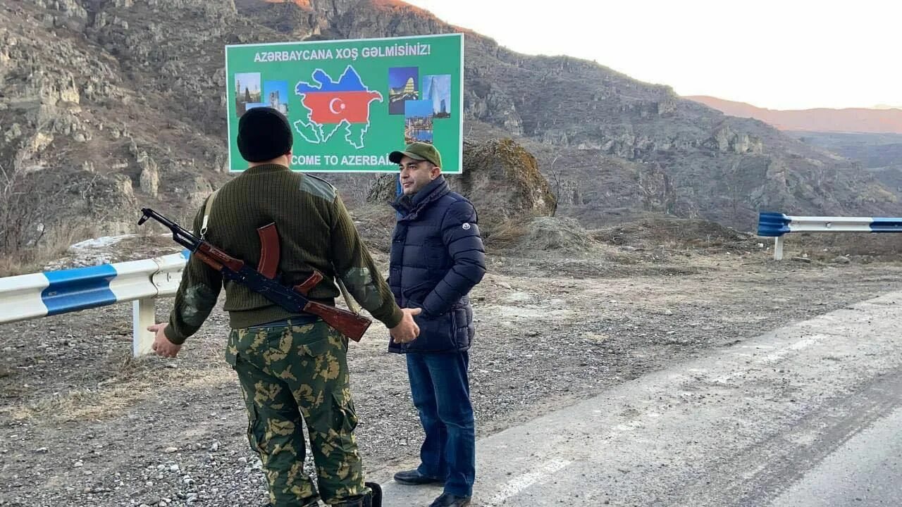 Армения открыл граница. Армения дорога Горис Капан. Трасса Горис Капан. Карабах Горис. Граница Армении и Азербайджана.