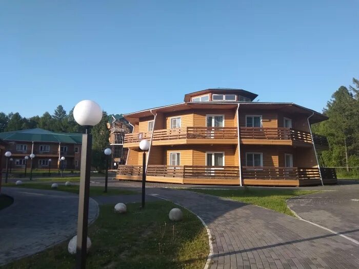 Парк отель сагаан морин. Саган морин турбаза. Сухая байкал турбазы саган морин. Парк отель сагаан морин на байкале. Парк саган морин на байкале.