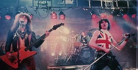 Def leppard gets rocked