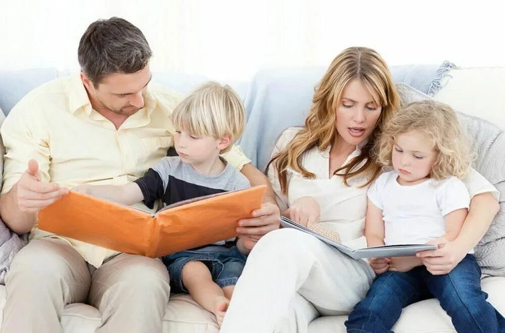 Способы общения в семье. Родители и дети. общение родителей с детьми. воспитание в семье. общение ребенка с родителями.