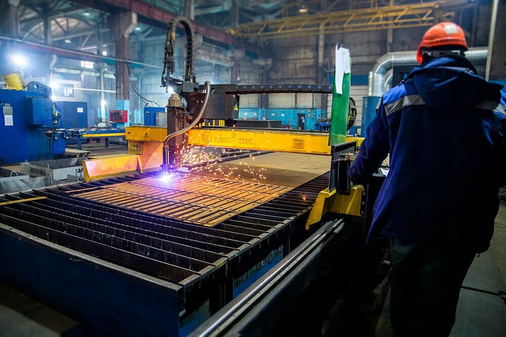 Завод металлоконструкций липецк. Цех металлоконструкций шелехов завод ппм. Металлоконструкции истра змк. Завод уткина санкт-петербург. Директор змк форвард липецк.