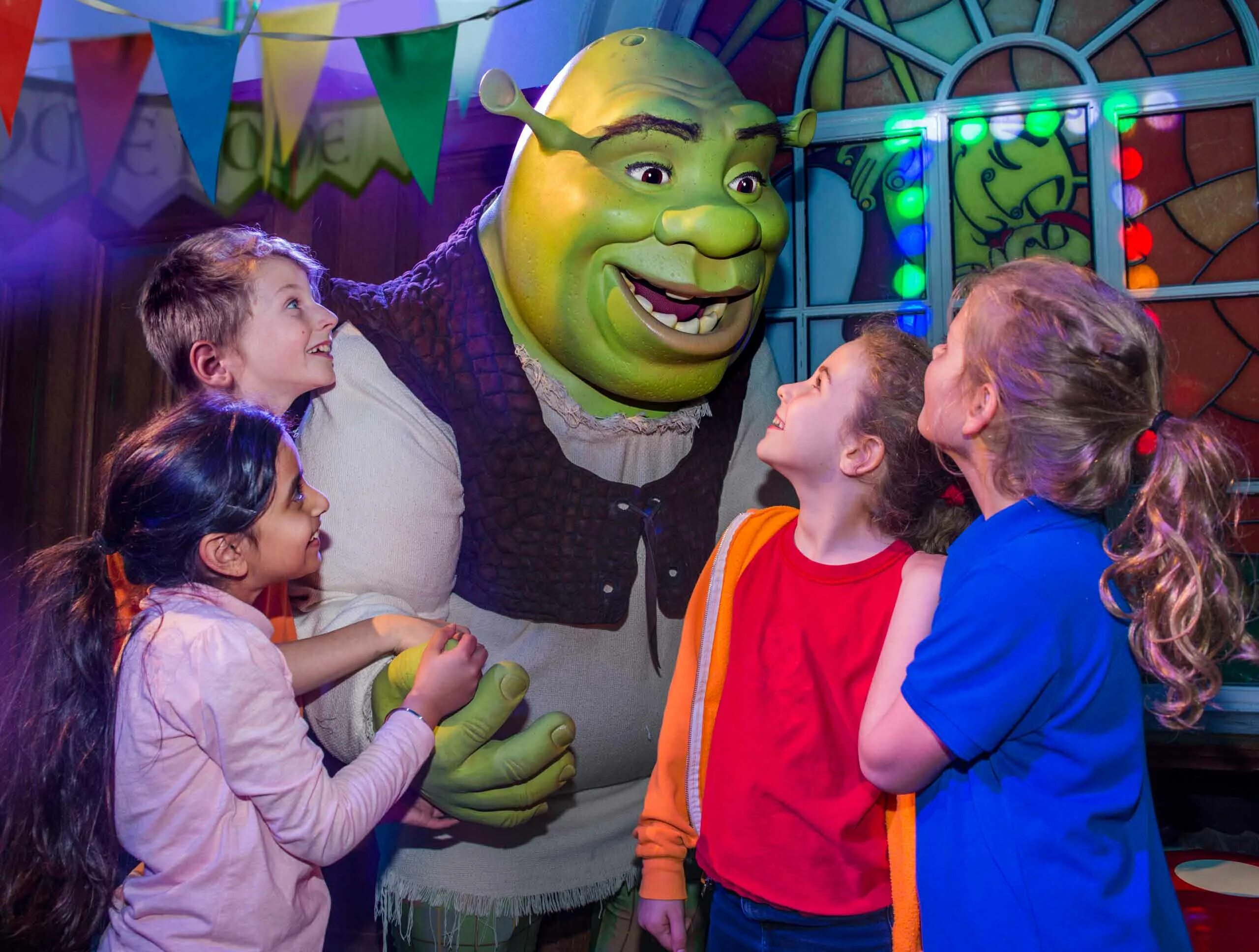 Парк Шрека. Dreamworks Шрек. Shrek's Adventure London. Музей Шрека в Лондоне.