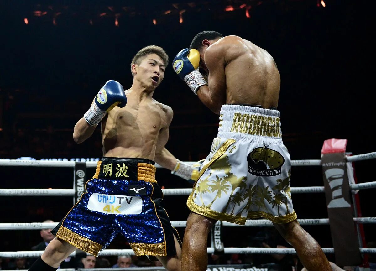 Бой иноуэ сегодня. Наоя иноуэ боксер. Удар наоя иноуэ. Бой иноуэ сегодня. Наоя батлер.