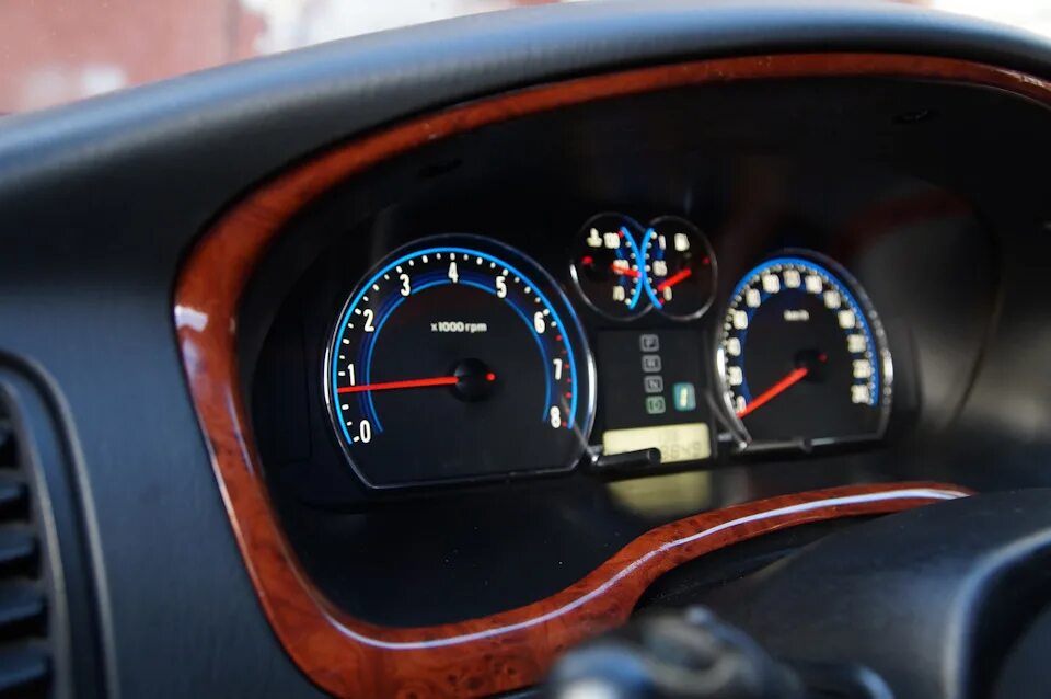 Панель хендай соната 2011. Приборная панель соната тагаз 2. Панель hyundai sonata 2012. Hyundai соната vi 2009. Hyundai sonata i45.