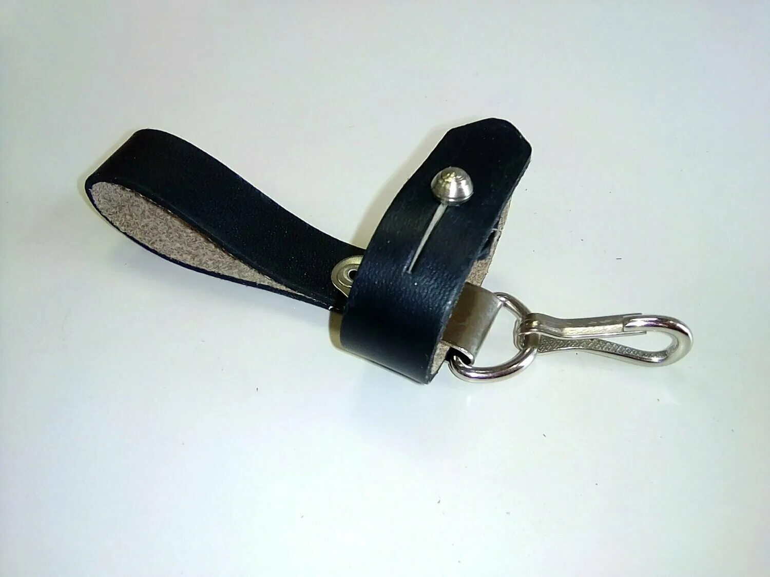 Подвес к штык-ножу калашникова. Подвес для штык ножа. Подвес к штык ножу ак74. Хлястик для штык ножа. Подвес для штык ножа.