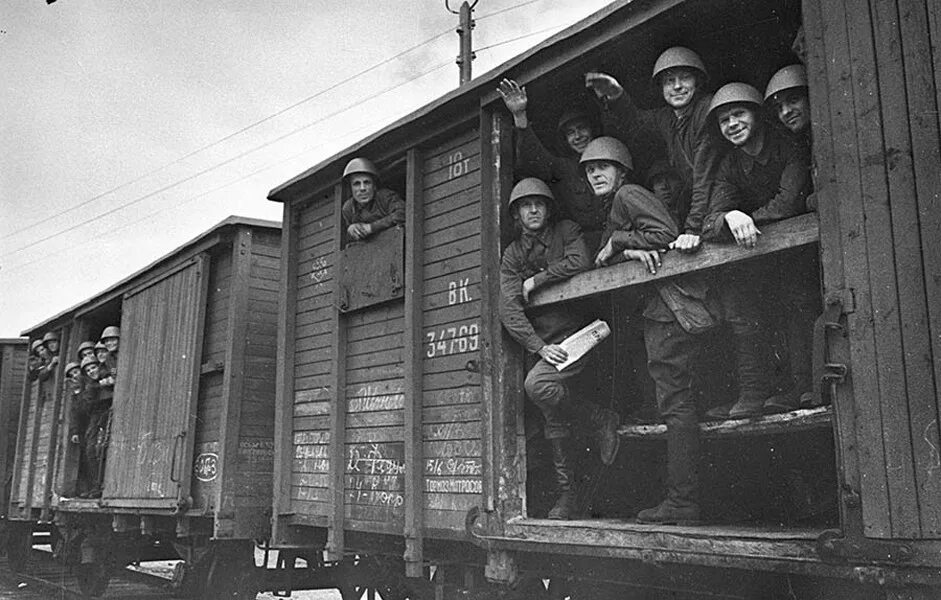 вагон поезда вов. санитарный вагон 1941-1945. вагон-теплушка времен великой отечественной войны. северная железная дорога в годы великой отечественной войны. вагон поезда вов.