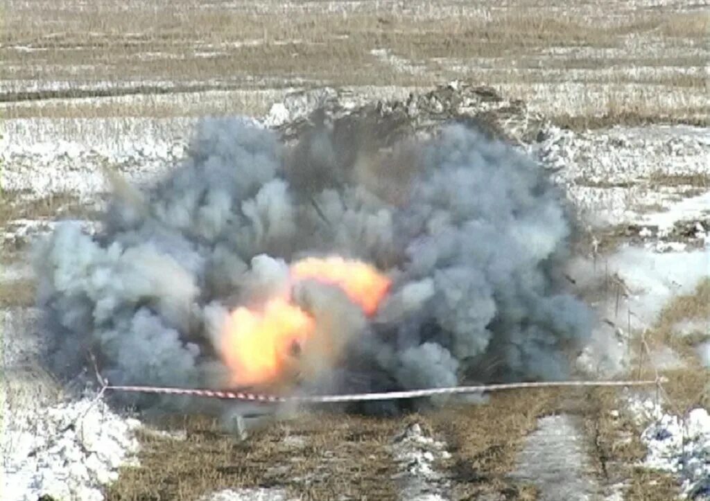 Звук взрыва ростов. Юргинский военный полигон. Донгуз полигон взрыв. Полигон в Юрге. Донгуз полигон военный.