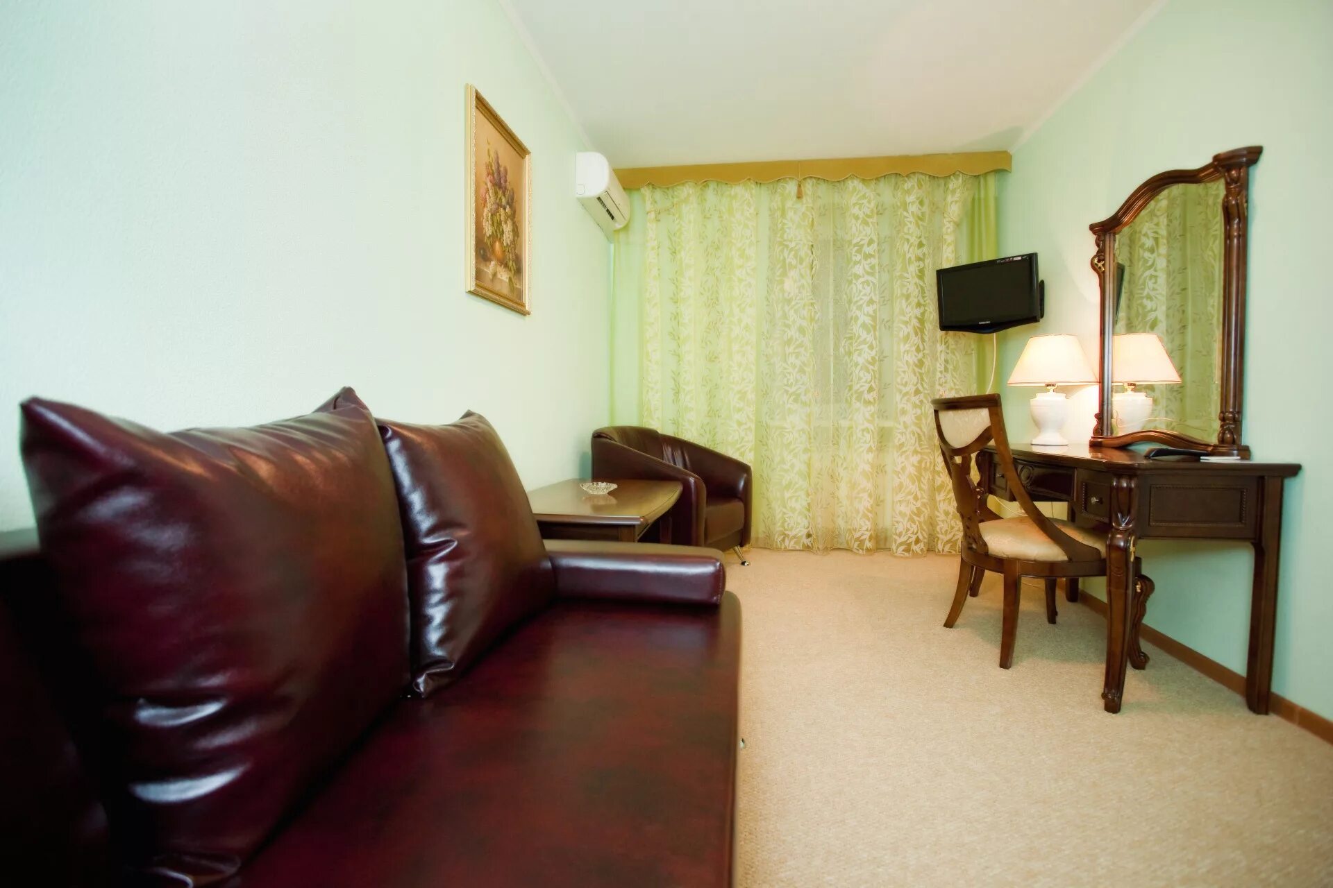 Р юбилейный 3. Серебряная монета 3 рубля. 1 рубль 1987 70 лет великой октябрьской социалистической революции. Советская юбилейная монета 3 рубля. Кострома, микрорайон юбилейный, 3.