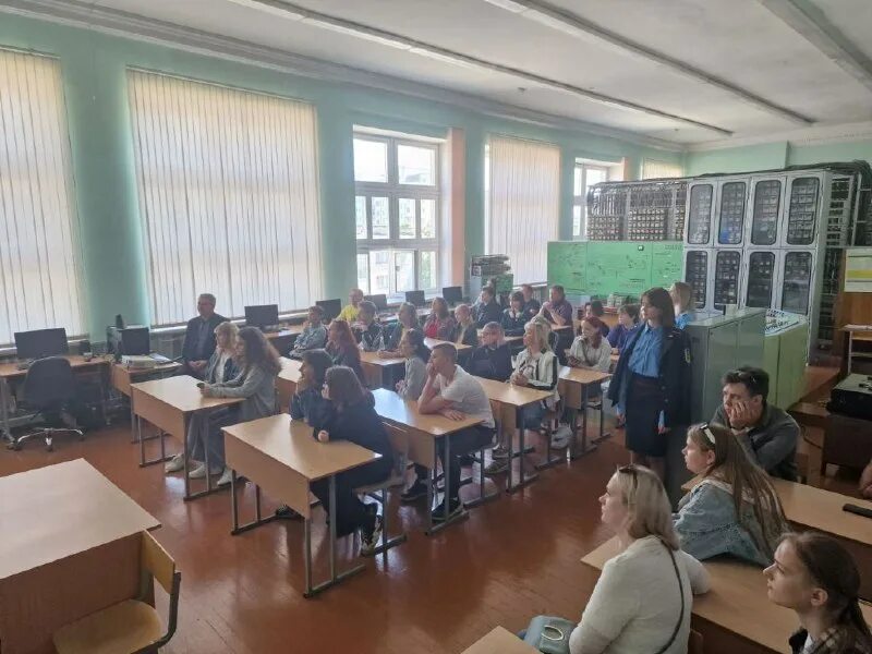 Колледжи гомеля после. Колледжи гомеля после. Общежитие автомеханического колледжа фото. Машиностроительный техникум гомель. Белорусский государственный университет транспорта гомель.