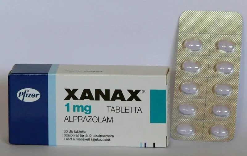 Xanax что это. Алпразолам 250 мг. Алпразолам 0.5 мг. Xanax 1мг.