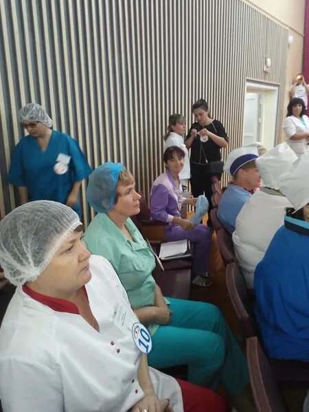 Санитарка дом престарелых. Санитарка дом престарелых. Сосновский психоневрологический интернат. Санитарка дом престарелых. Пансионат для инвалидов.