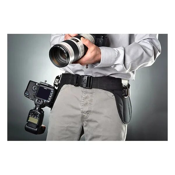 Например камеру. Фотограф с фотоаппаратом. Фотоаппарат и видеокамера. Фотосессия с фотоаппаратом. Красивый объектив.