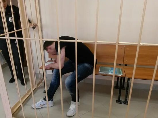 Судимый парень