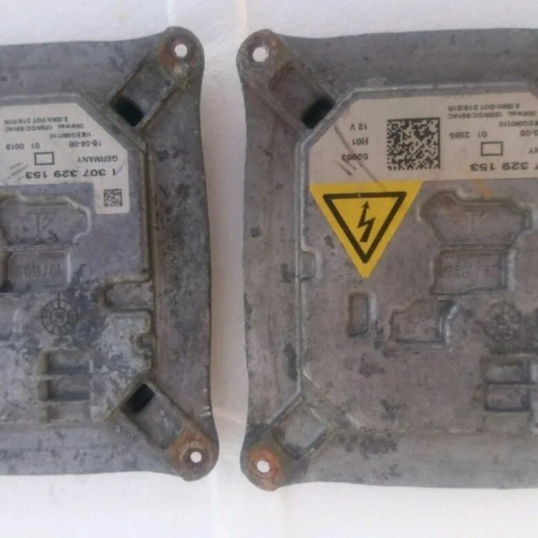 Блок розжига бмв е70. Блок розжига ксенона бмв х5 е70. Блок розжига ксенона бмв х5 е53. Блок розжига ксенона бмв х5 е70. Блок розжига на фару бмв х5 е70 адаптив.