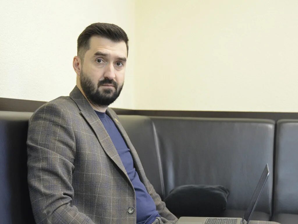 Земельные юристы и адвокаты