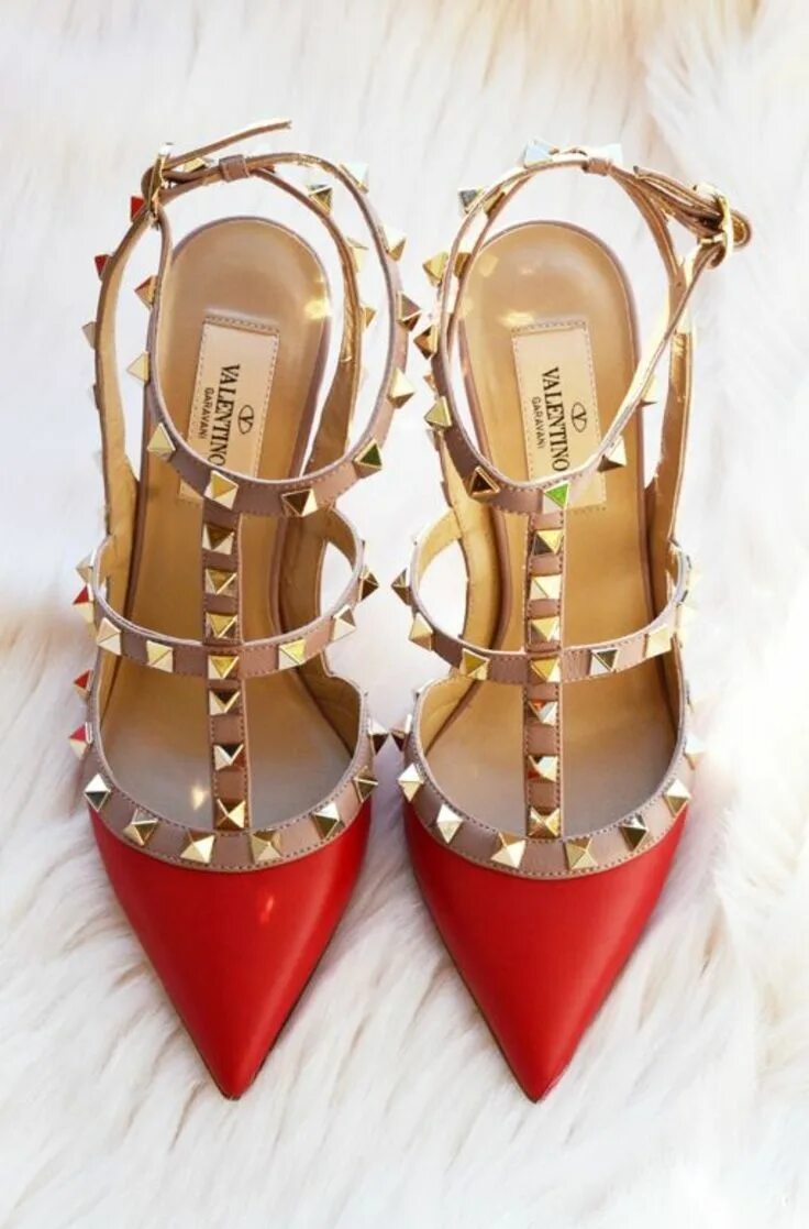 Шипы валентино. Балетки valentino rockstud. Шипы валентино. Шипы валентино. Valentino garavani балетки rockstud.