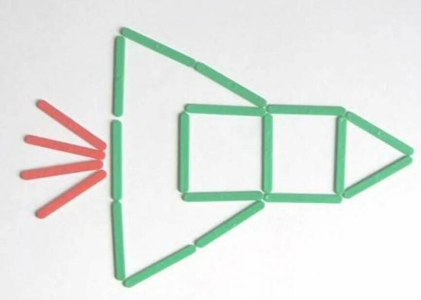Составь из счетных палочек. Выкладывание ракеты из счетных палочек. Выкладывание из счетных палочек космос схема. Конструирование из счетных палочек ракета. Дети выкладывание из палочек геометрические фигуры.