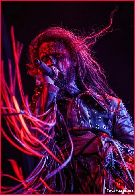 Трухильо металлика. Метал группа с оперным вокалистом. John 5 (rob zombie). Роб металл. White zombie band.