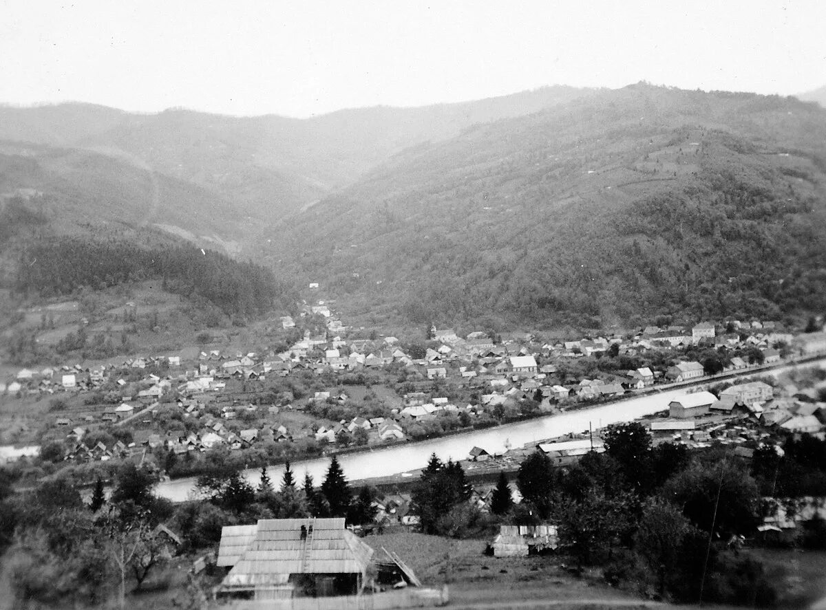 Город рахов закарпатская область. Рахов город. Старые фотографии города рахов. Рахов закарпатье. Рахов форум.