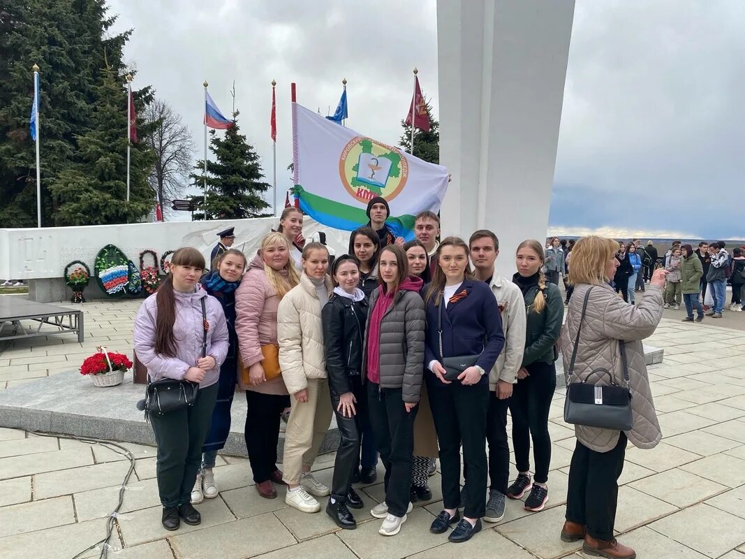 2018 год линейка. линия памяти 2024. пожар пижанка 10 декабря 2022. линия памяти 2024. линейка памяти 9 мая.