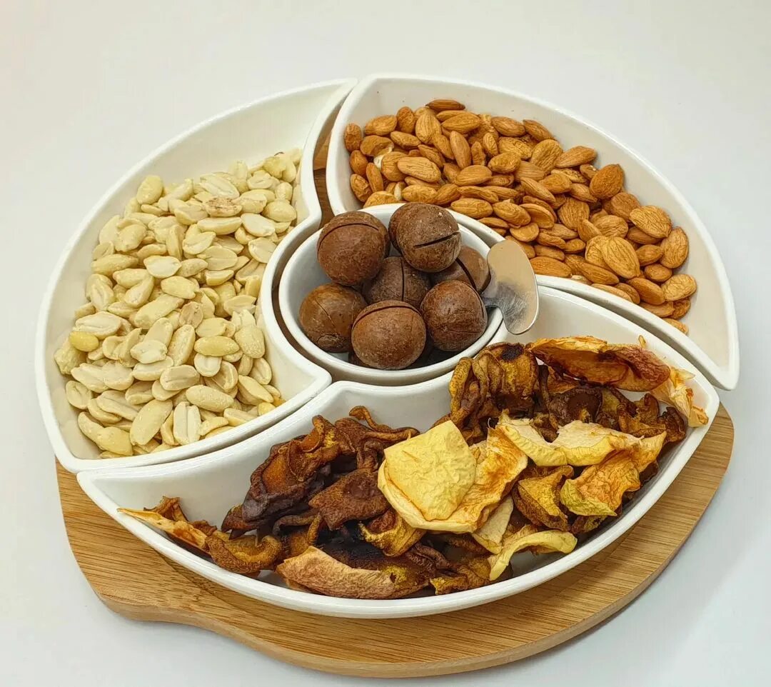 Какие орехи можно кушать. Зачем замачивать орехи. Полезные орехи для похудения. Какие продукты в какое время суток. Полезные сладости сухофрукты.