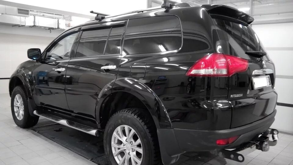 Спойлер mitsubishi pajero sport 3. Спойлер mitsubishi pajero sport 3. Спойлер митсубиси паджеро спорт 3. Pajero sport 3 задний спойлер. Спойлер митсубиси паджеро спорт 3.