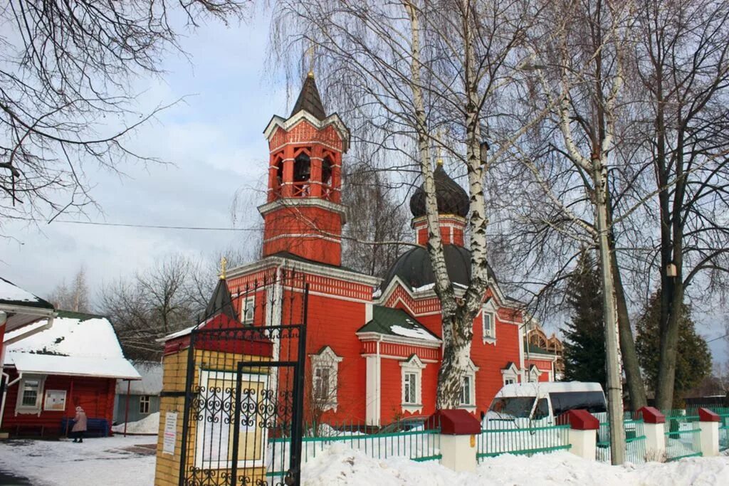 Церковь ивантеевка. Церковь смоленской иконы божией матери ивантеевка. церковь в подолино солнечногорский район. сходня церковь смоленская. храм смоленской божьей матери в ивантеевке фото.