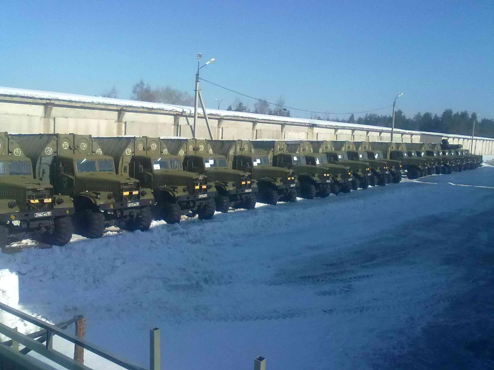 Заслонова военная часть. Автобат в Балашихе 72152-5. Автопарк войсковой части. ВЧ Мулино автопарк военнослужащих. Фролищи Военная часть.