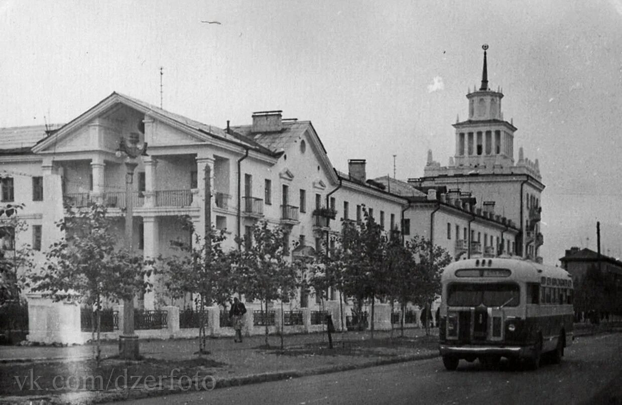 Проспекты г дзержинск. Старый город Дзержинск. Горьковская область город Дзержинск. Дзержинск проспект Чкалова 20. Проспект Чкалова 60 Дзержинск.