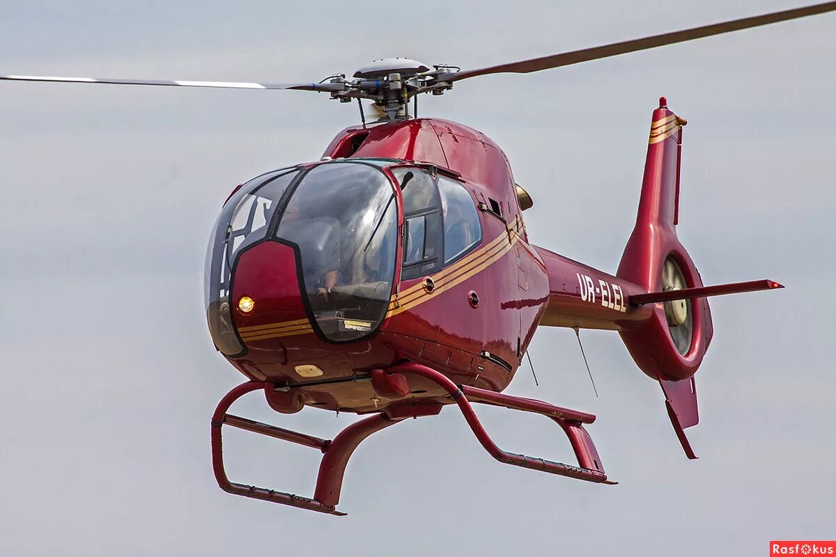 Купить вертолет бу в россии. Eurocopter ec120. Вертолет Еврокоптер 120. Беркут-вл вертолёт. Eurocopter ec120 салон.