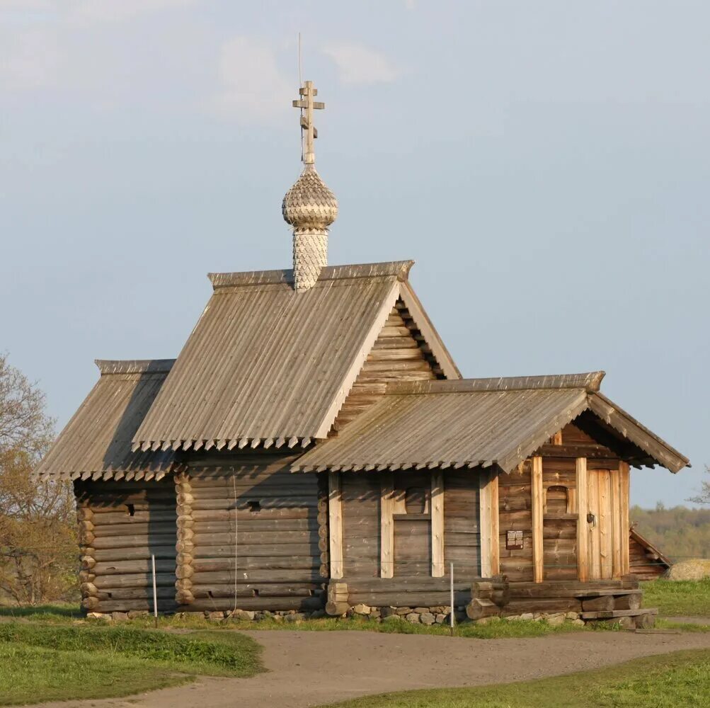 Церковь воскрешение. Лазаревская церковь муромского монастыря. церковь воскрешения лазаря кижи. церковь воскрешения лазаря на острове кижи. кижи церковь лазаря муромского.