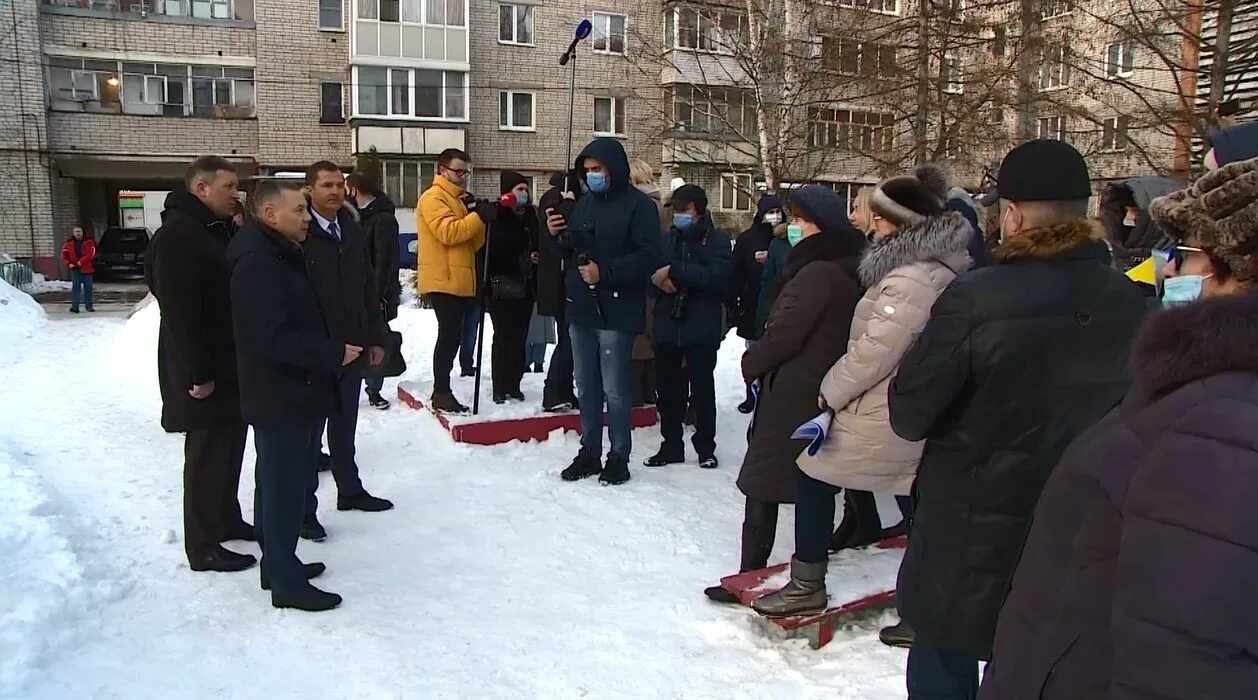 1й ярославский тв. Губернаторский проект наши дворы Ярославская область. Встречи с жителями Ярославская область. Ярньюс Дзержинское районное общество инвалидов город Ярославль. Губернаторский проект наши дворы 2022.