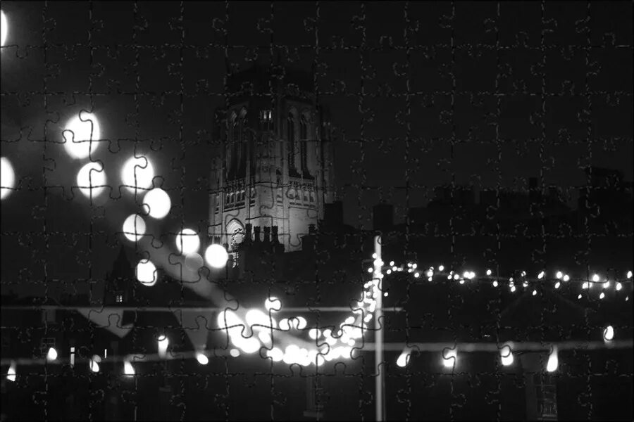 Город белых огней. Белый огонь. White stringlights