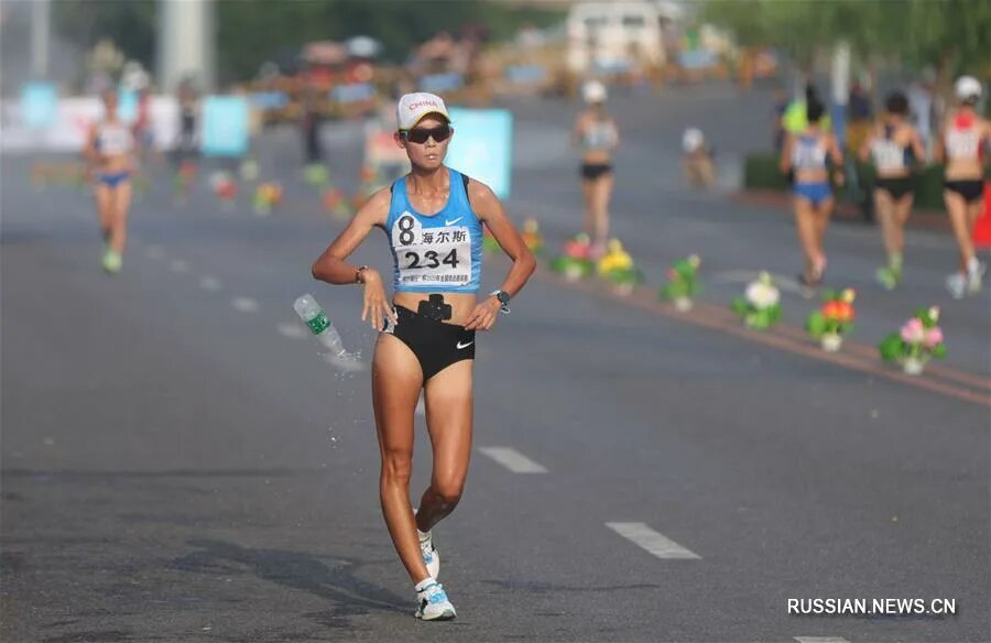 Спортивная на 20 км. Спортивная ходьба в легкой атлетике. Спортивная ходьба соревнования. Соревнования по спортивной ходьбе. Спортивная ходьба финиш.