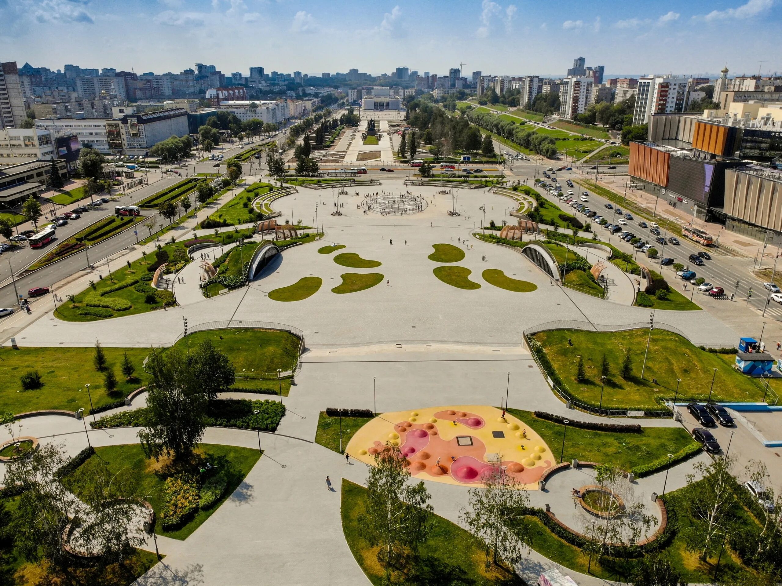 Эспланада что это такое. Эспланада пермь. эспланада пермь 2023. проект эспланады пермь 2022. новая эспланада пермь осень 2022.